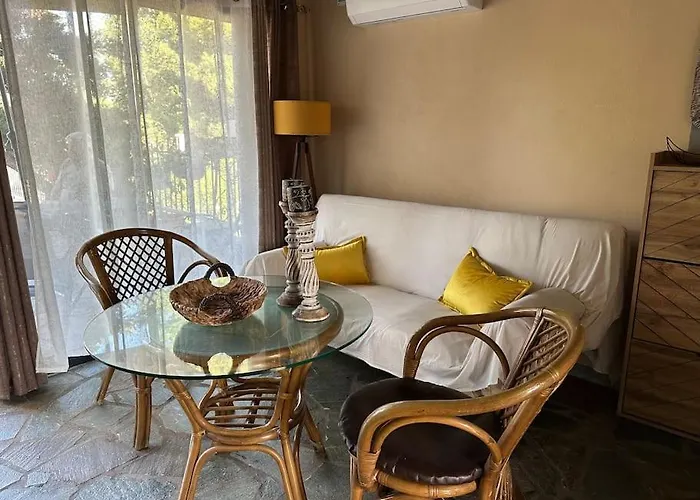 Appartement ανεμώνη Leptokaryá